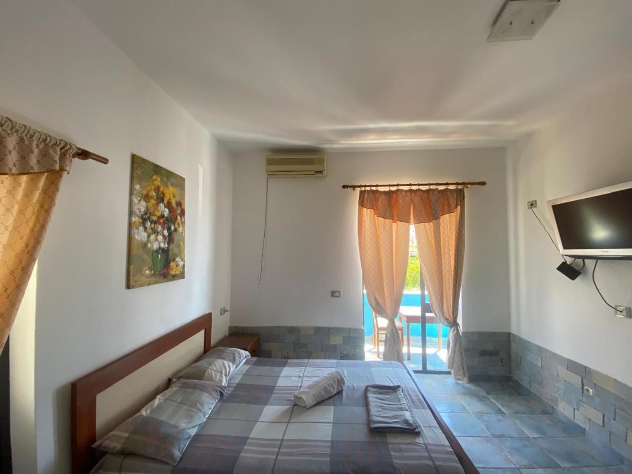 Hotel Adriatik Шенджин Экстерьер фото